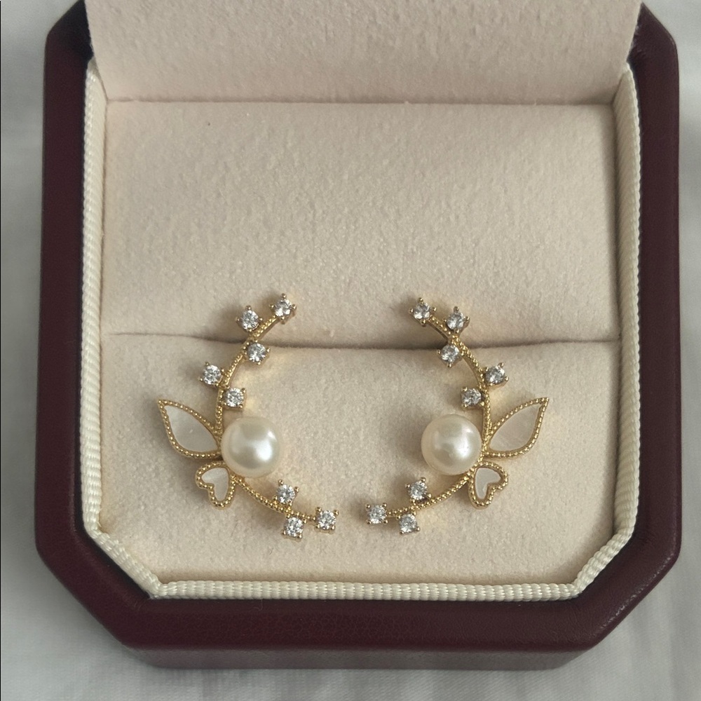 Gold Pearl Leaf Earrings
